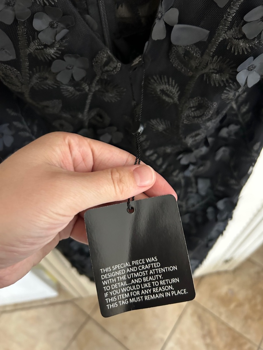NWT White House black market Black sparkly Floral Appliqué V-Neck Cocktail Dress - Picture 6 of 8